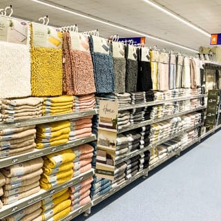 752-bandm-seamer-road-store-3