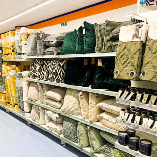 752-bandm-seamer-road-store-46