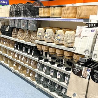 754-bandm-pitsea-store-27