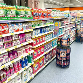 754-bandm-pitsea-store-37