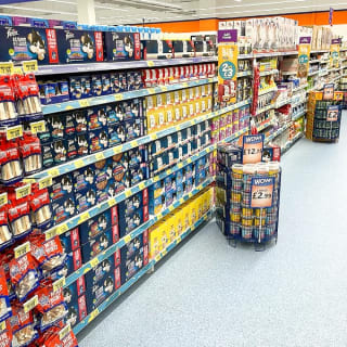 754-bandm-pitsea-store-38