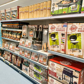 755-bandm-store-borehamwood-5