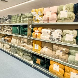 755-bandm-store-borehamwood-7