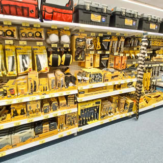 755-bandm-store-borehamwood-9