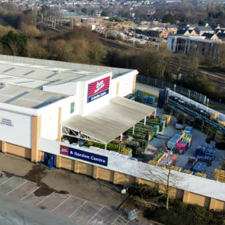 756-bandm-turner-rise-store-2