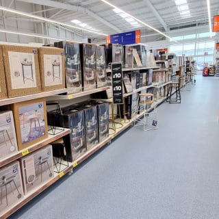 756-bandm-turner-rise-store-27