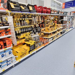 756-bandm-turner-rise-store-48