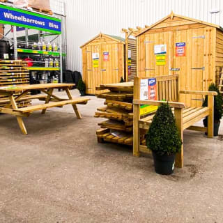 759-bandm-store-tinkersway-garden-centre-5