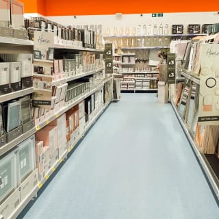 759-bandm-tinkersway-nottingham-store-opening-13