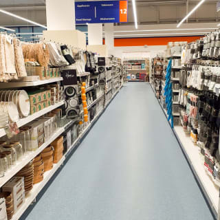 759-bandm-tinkersway-nottingham-store-opening-14