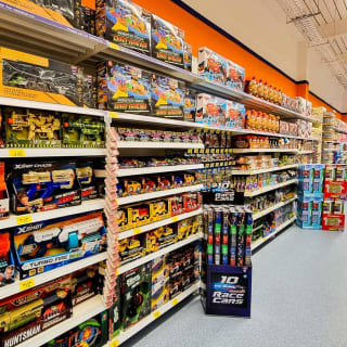 761-bandm-cardiff-store-opening-45