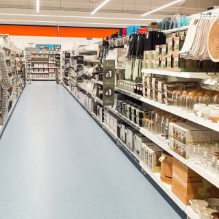 763-bandm-glenrothes-store-opening-17