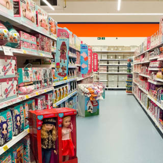 763-bandm-glenrothes-store-opening-19