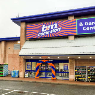 763-bandm-glenrothes-store-opening-26