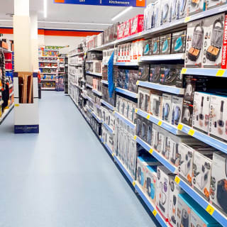 765-bandm-huyton-store-14