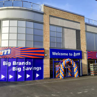 765-bandm-huyton-store-15