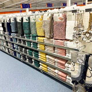 767-bandm-queensgate-store-opening-29