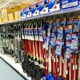 767-bandm-queensgate-store-opening-37