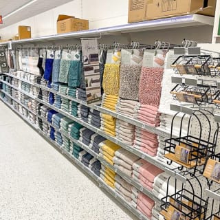 772-bandm-macclesfield-store-23