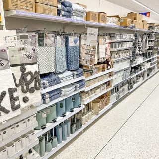 772-bandm-macclesfield-store-24