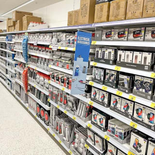 772-bandm-macclesfield-store-32