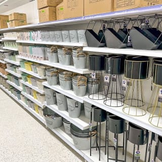 772-bandm-macclesfield-store-36