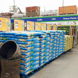 773-bandm-glencairn-store-opening-3