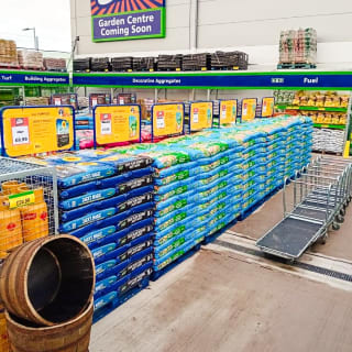 774-bmstores-tamworth-garden-centre-8