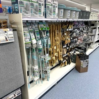 775-bandm-boucher-road-store-37