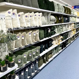 775-bandm-boucher-road-store-45