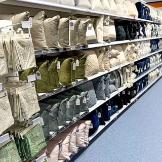 775-bandm-boucher-road-store-46