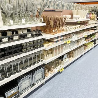 776-bmstores-gunness-store-opening-28