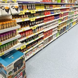 776-bmstores-gunness-store-opening-43