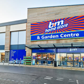 776-bmstores-gunness-store-opening-49