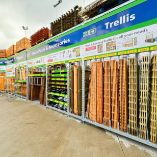 776-bmstores-gunness-store-opening-7