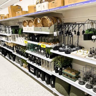 781-bmstores-barrhead-store-opening-instore-26