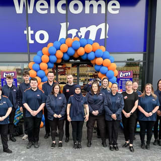 781-bmstores-barrhead-store-with-garden-centre-opening-team