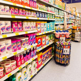 782-bmstores-fazakerley-store-opening-11