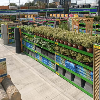 784-bmstores-reading-brunel-store-with-garden-centre-13