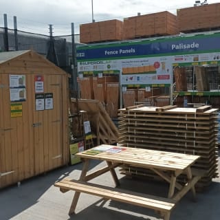 784-bmstores-reading-brunel-store-with-garden-centre-16