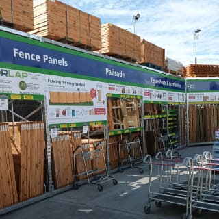 784-bmstores-reading-brunel-store-with-garden-centre-3