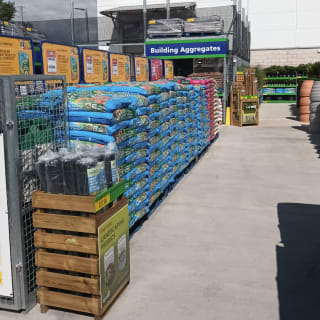 784-bmstores-reading-brunel-store-with-garden-centre-5