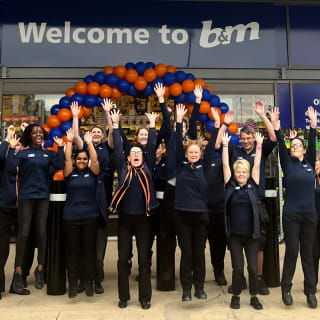 784-bmstores-reading-brunel-store-with-garden-centre-opening-4