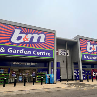 784-bmstores-reading-brunel-store-with-garden-centre-profile