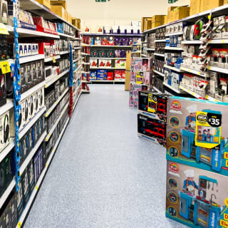 786-bmstores-fort-parkway-store-opening-8