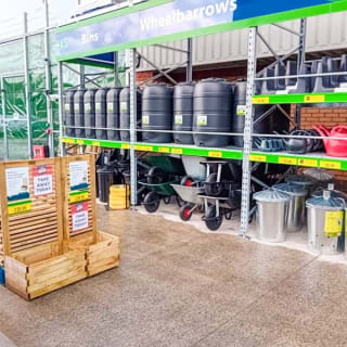 788-bmstores-llanelli-store-opening-11