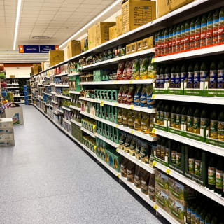 789-bmstores-camberley-instore-13