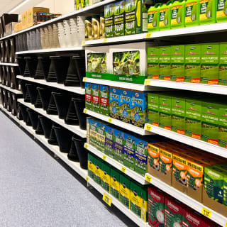 789-bmstores-camberley-instore-15