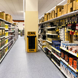 789-bmstores-camberley-instore-16