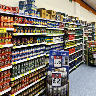 789-bmstores-camberley-instore-2